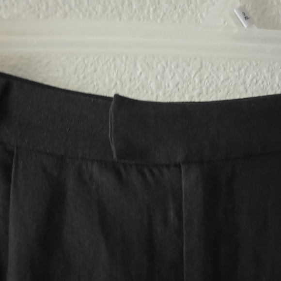 Reformation Earl Relaxed Pleated Wide Leg Trousers Sz 10 Linen Blend Black - Picture 14 of 17